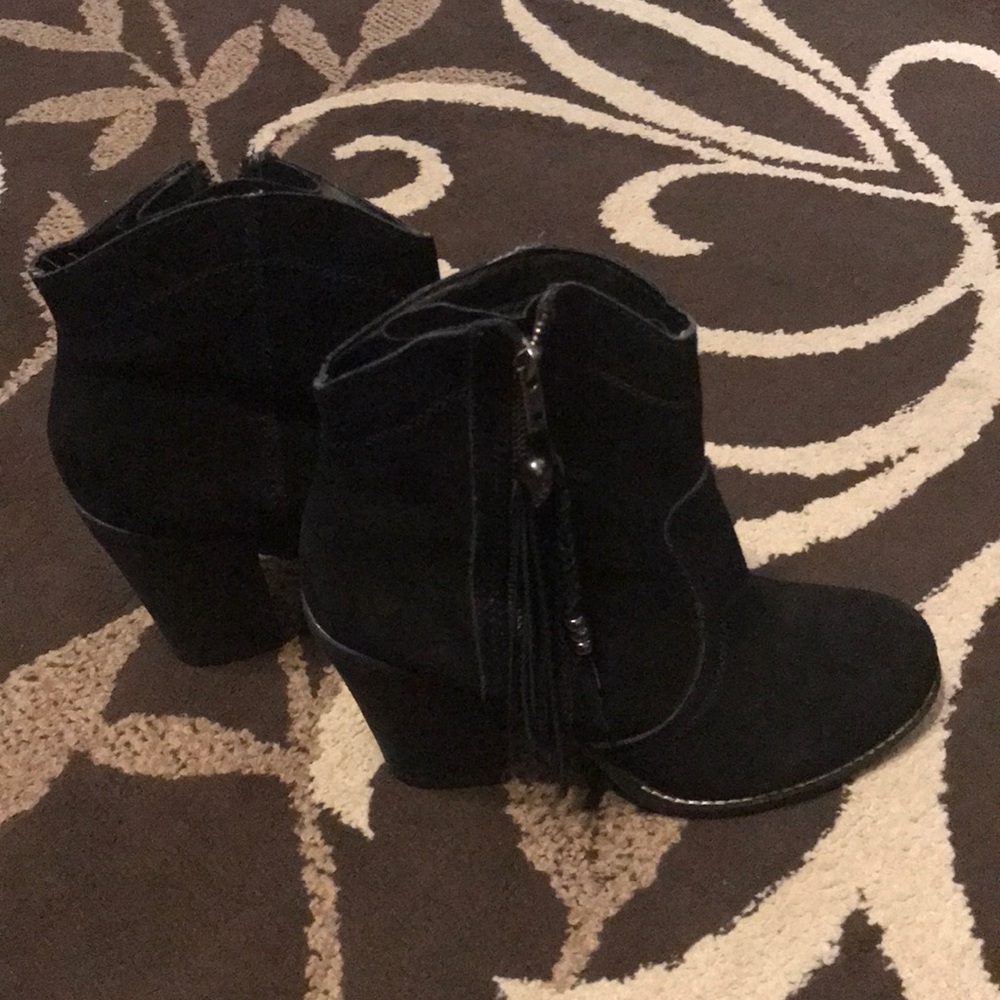 Kelsi Dagger booties